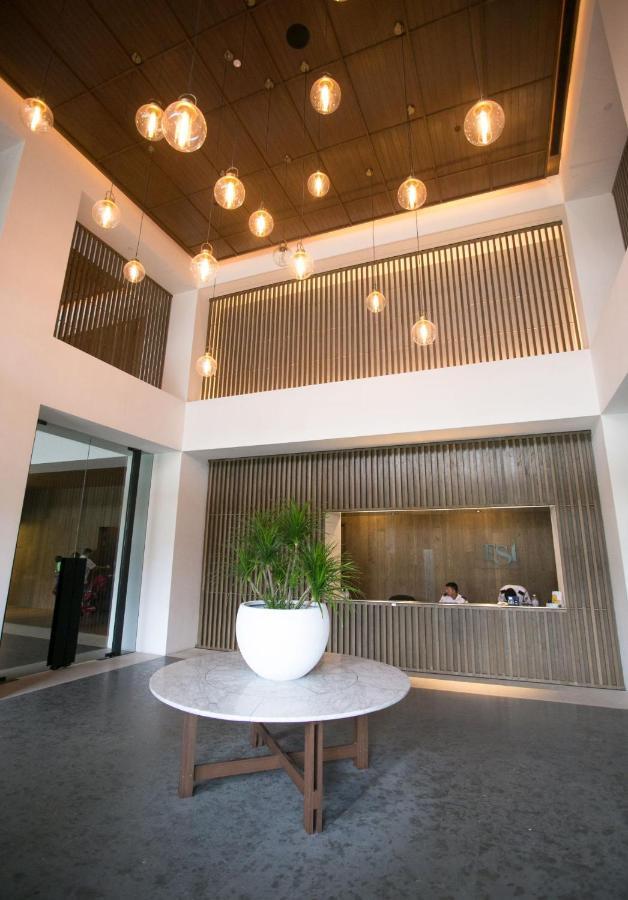 Kl Sentral, Est Bangsar By Skylimit Suites Kuala Lumpur Esterno foto